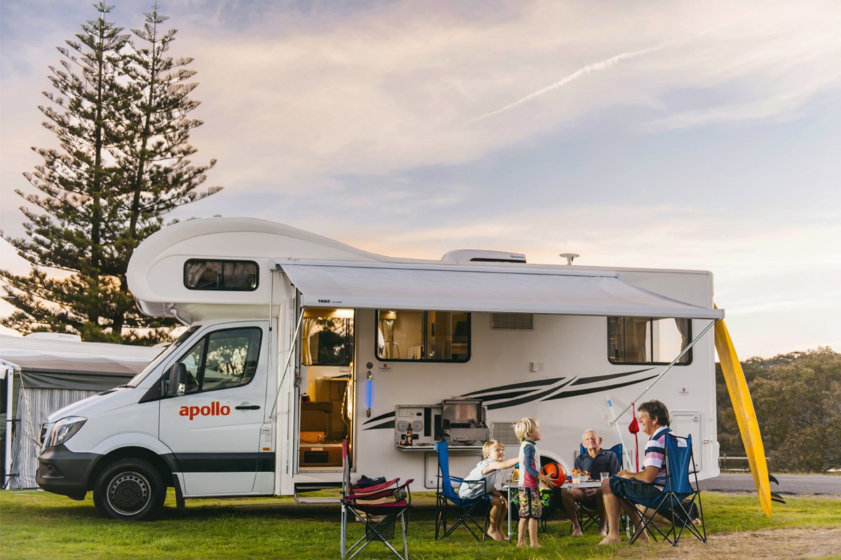 11-affordable-space-saving-campervan-gadgets